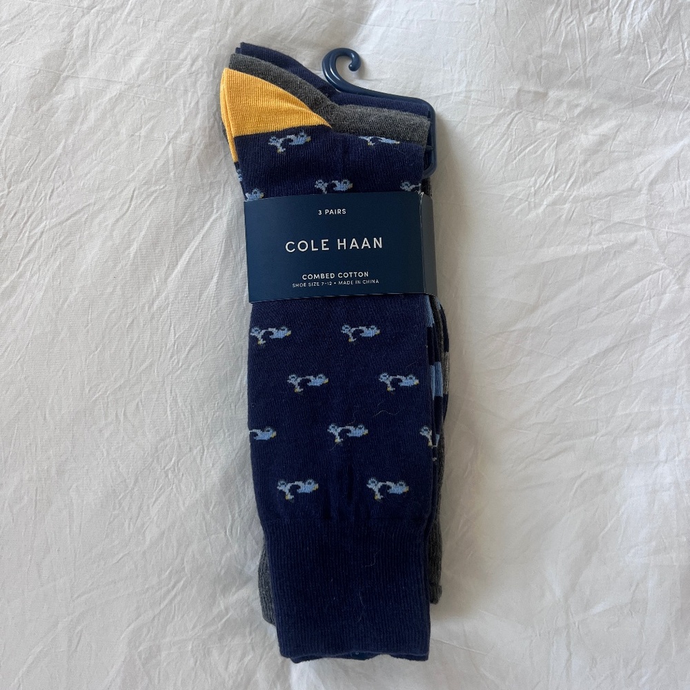 Cole Haan Mens Dress Socks (2 packs)